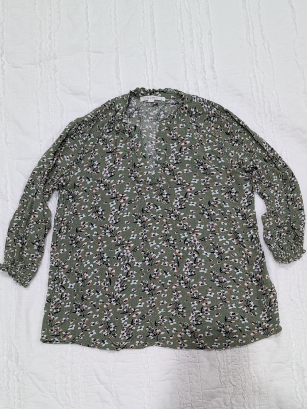 Fun2Fun Veronica Smocked Sleeve Top